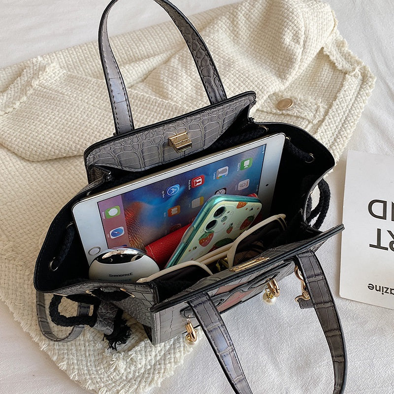 21 Best Designer Cross-Body Bags For 2023 | Glamour UK