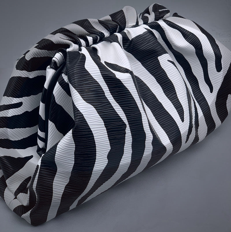 12 Oz Natural Canvas Zebra Print Boat Bag, Application : Grocery, Gift at  Rs 220 / Piece in Howrah